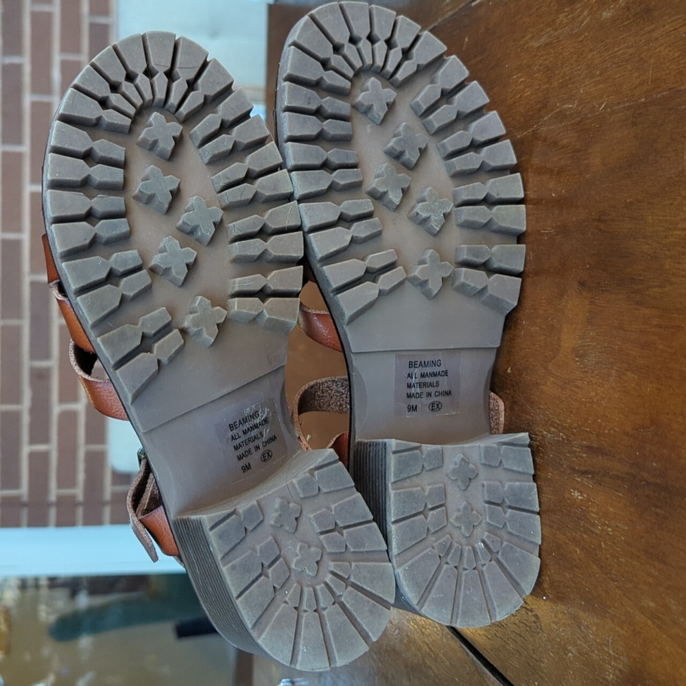 Pop Comfort Fit Brown Strappy Fisherman Lug Sole Women's Sandals, Size 9, NWOT - Picture 3 of 6
